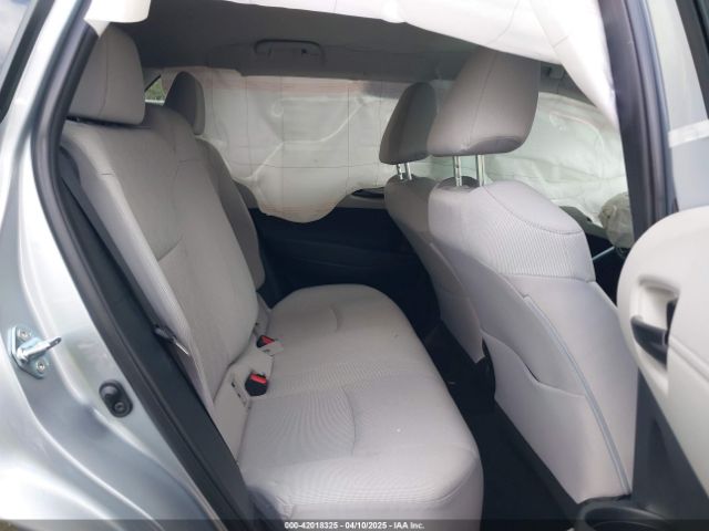 7MUCAABG7NV005913 Toyota Corolla Cross Le