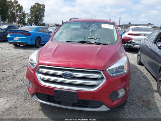 1FMCU0J96KUB79330 Ford Escape Titanium
