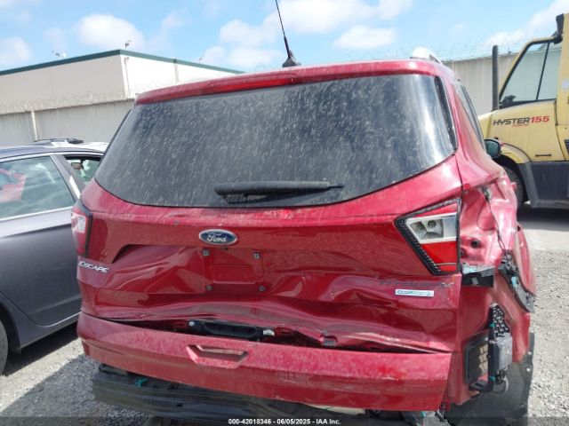 1FMCU0J96KUB79330 Ford Escape Titanium