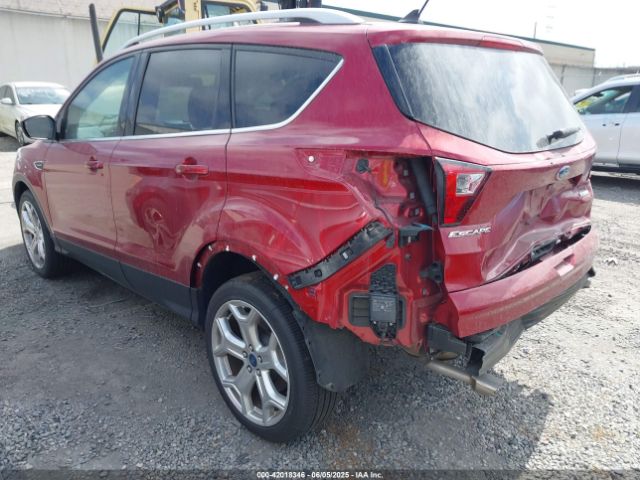 1FMCU0J96KUB79330 Ford Escape Titanium