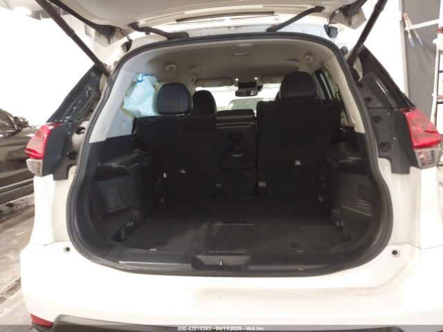 5N1AT2MV4JC809851 Nissan Rogue Sl
