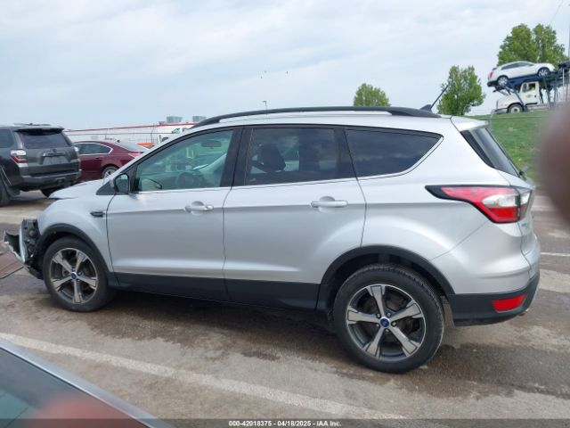 1FMCU0HD1JUA71691 Ford ESCAPE SEL