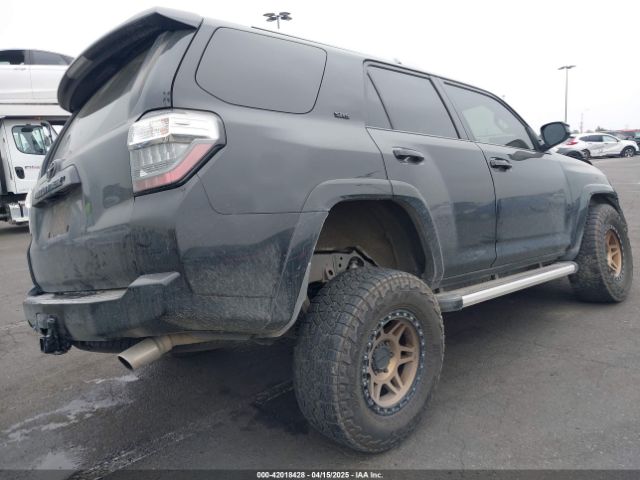 JTEZU5JR8H5159090 Toyota 4RUNNER SR5