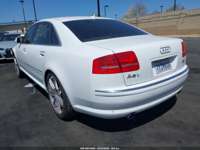 2010 AUDI A8 L WAURVAFA8AN008489 Photo 2