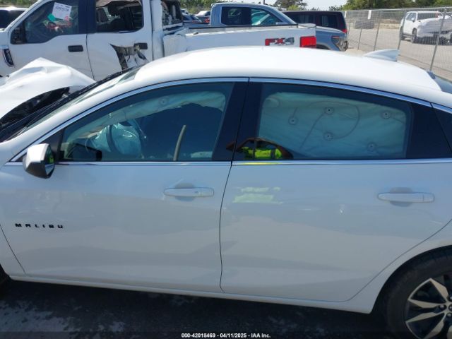 1G1ZG5ST9LF118260 Chevrolet Malibu Fwd Rs