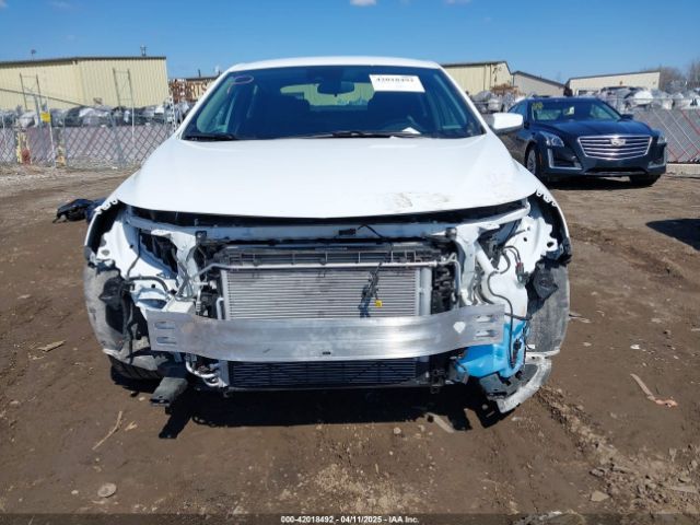 1G1ZD5ST6SF110561 Chevrolet Malibu Fwd 1lt