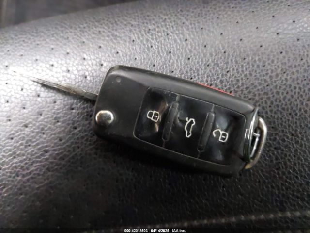 1VWAT7A39FC040496 Volkswagen Passat 1.8t Wolfsburg Edition