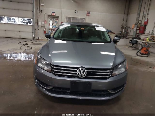 1VWAT7A39FC040496 Volkswagen Passat 1.8t Wolfsburg Edition