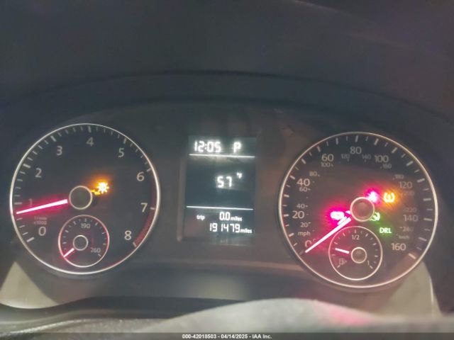 1VWAT7A39FC040496 Volkswagen Passat 1.8t Wolfsburg Edition