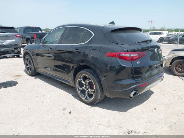 2020 ALFA ROMEO STELVIO ZASPAKBN8L7C95979 Photo 2
