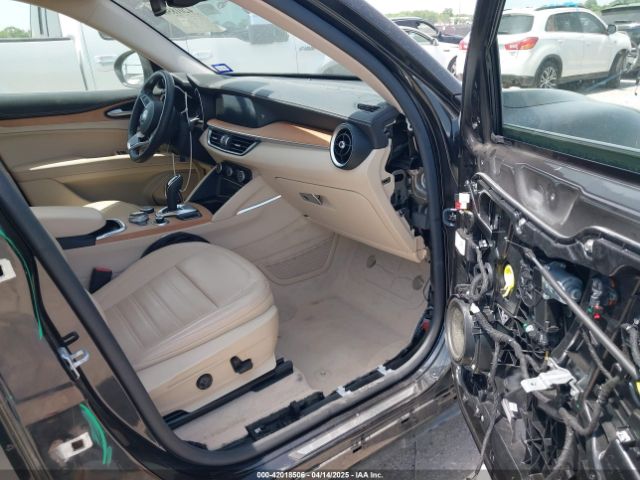 2020 ALFA ROMEO STELVIO ZASPAKBN8L7C95979 Photo 4