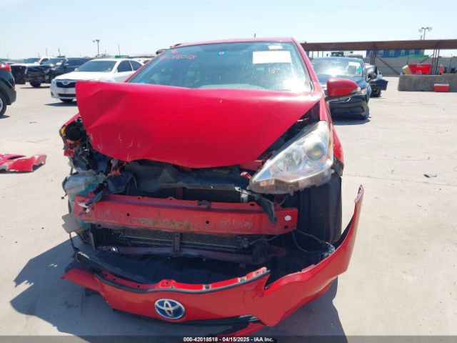 JTDKDTB34E1069314 Toyota Prius C Four