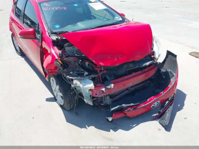 JTDKDTB34E1069314 Toyota Prius C Four