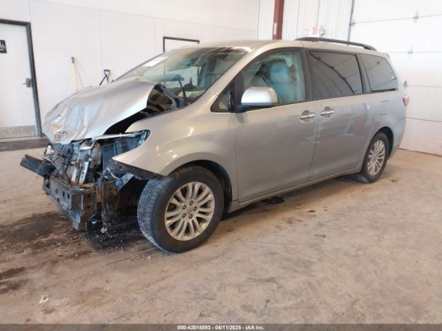 5TDYK3DCXFS534633 Toyota Sienna Xle 8 Passenger