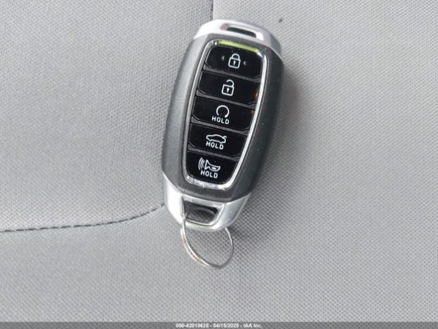 5NPLN4AG1MH028688 Hyundai ELANTRA SEL
