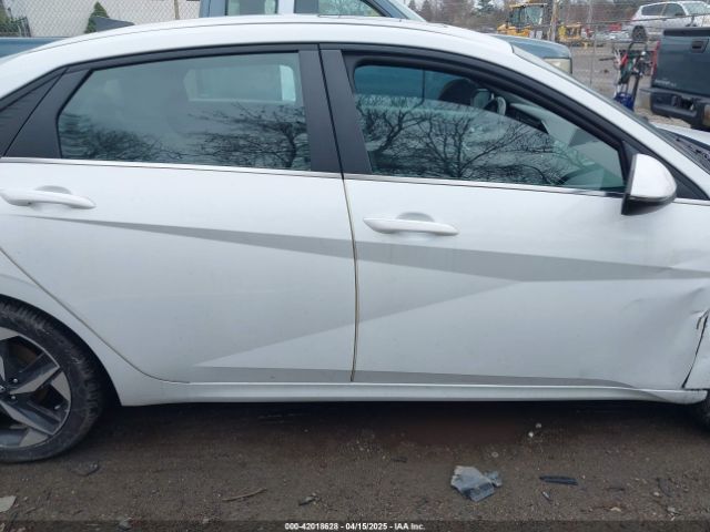 5NPLN4AG1MH028688 Hyundai ELANTRA SEL