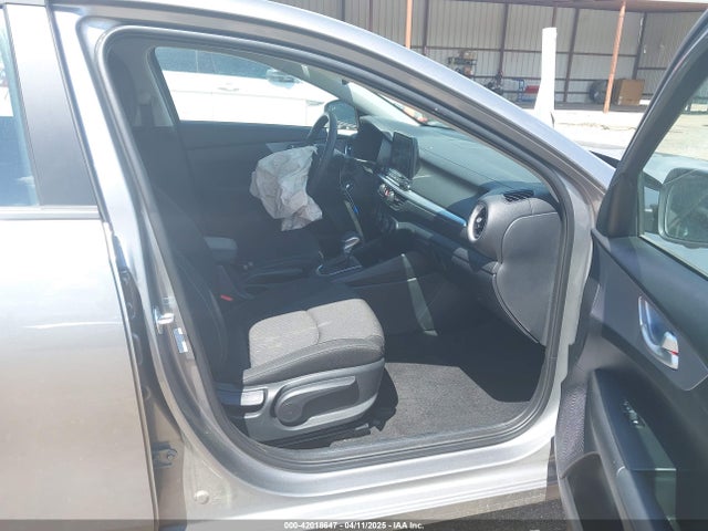3KPF24AD2RE841318 KIA Forte Lxs