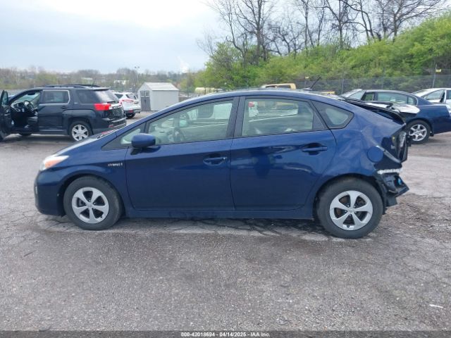JTDKN3DU8E0374209 Toyota Prius Three