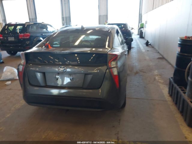 JTDKBRFU8G3021284 Toyota Prius Two