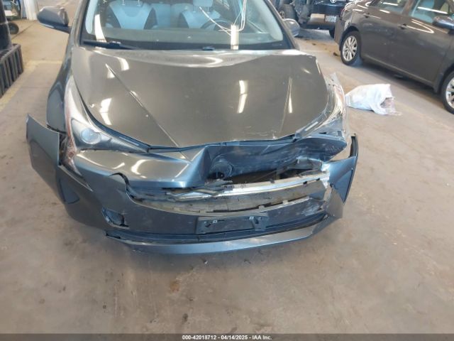JTDKBRFU8G3021284 Toyota Prius Two