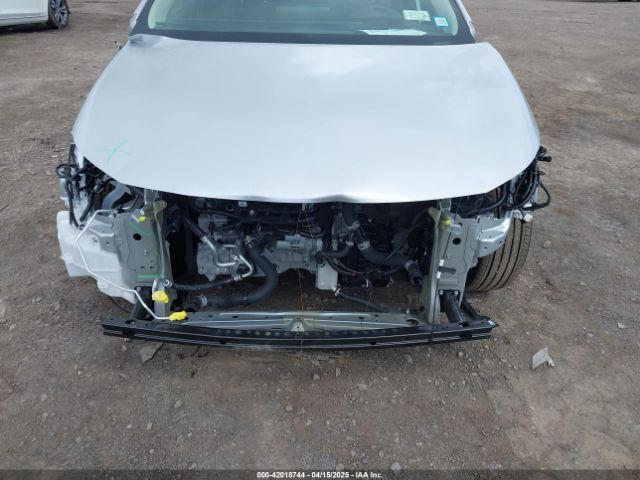 5YFB4MDE2SP244963 Toyota COROLLA LE