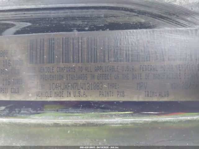 1C4HJXFN7LW131083 Jeep 2020