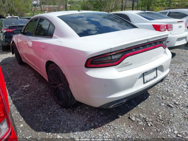 2C3CDXBG6KH656808 Dodge Charger Sxt Rwd