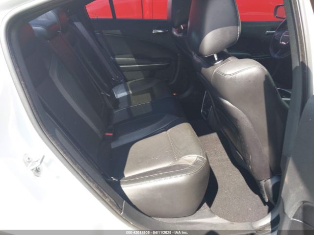 2C3CDXBG6KH656808 Dodge Charger Sxt Rwd