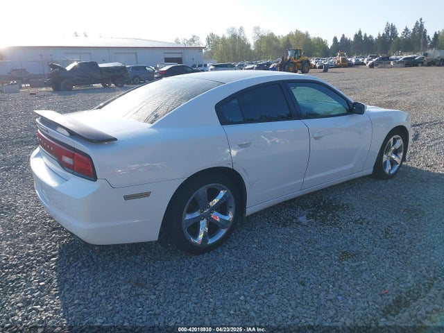 2C3CDXCT1EH326767 Dodge 2014