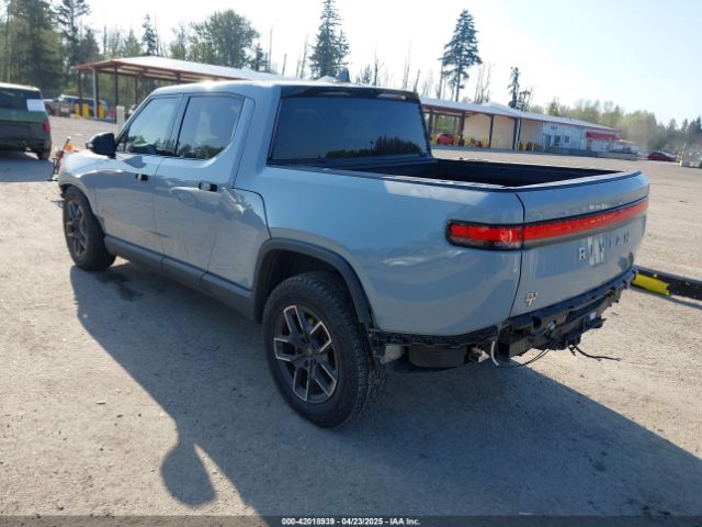 2022 RIVIAN R1T 7FCTGAAA5NN007018 Photo 2