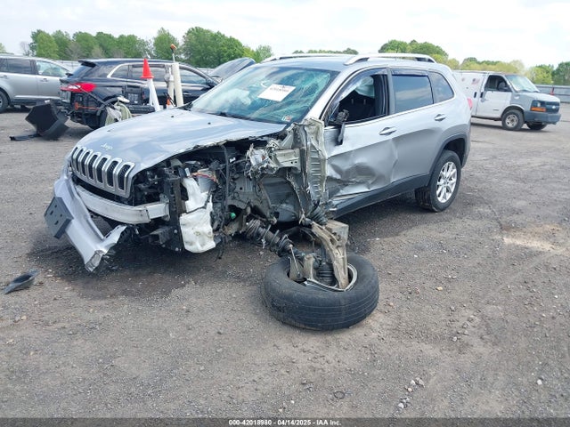 1C4PJMCS2GW267423 Jeep Cherokee Latitude