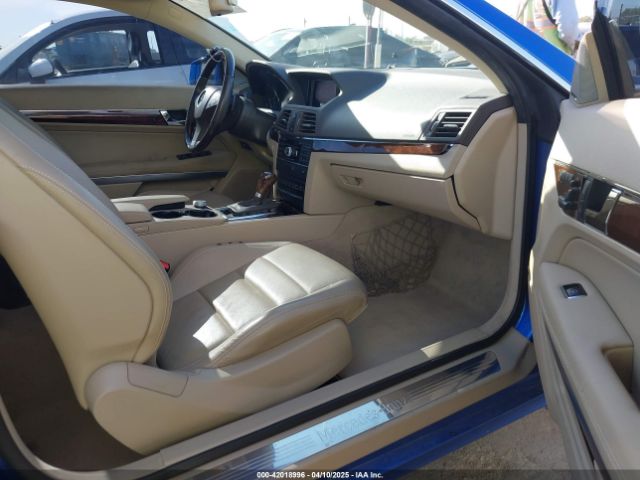 2011 MERCEDES-BENZ E 350 WDDKJ5GB8BF119656 Photo 4