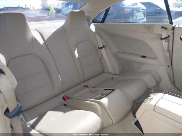 2011 MERCEDES-BENZ E 350 WDDKJ5GB8BF119656 Photo 7
