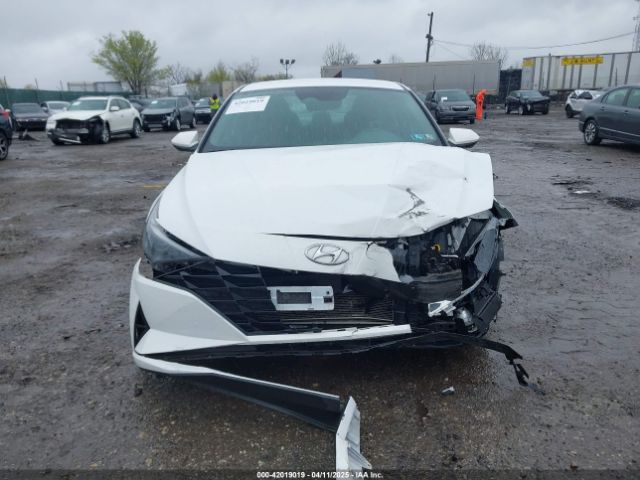 5NPLM4AG6PH109998 Hyundai ELANTRA SEL