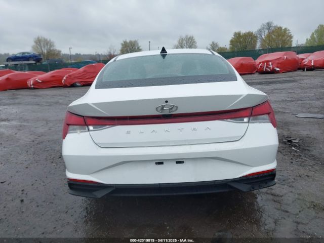 5NPLM4AG6PH109998 Hyundai ELANTRA SEL
