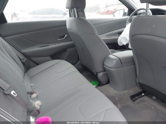 5NPLM4AG6PH109998 Hyundai ELANTRA SEL