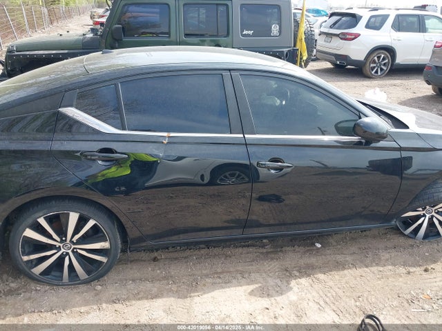 1N4BL4CV9KC259978 Nissan Altima 2.5 Sr