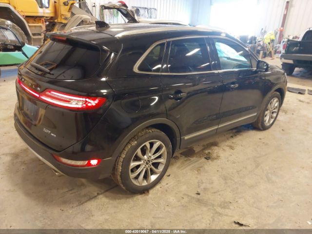 5LMCJ2D94HUL61565 Lincoln MKC SELECT