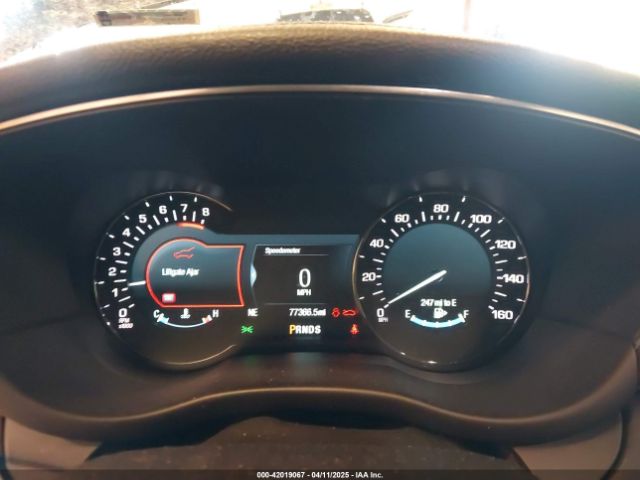 5LMCJ2D94HUL61565 Lincoln MKC SELECT