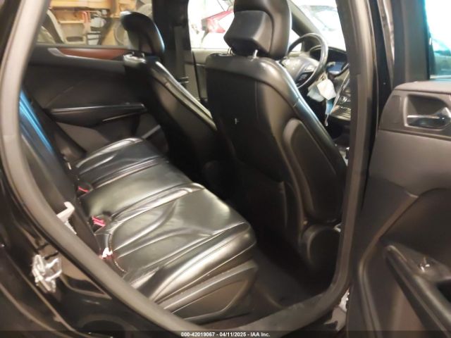 5LMCJ2D94HUL61565 Lincoln MKC SELECT