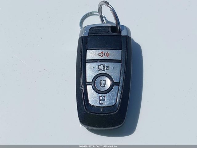 3FA6P0LU9HR223725 Ford Fusion Hybrid Se