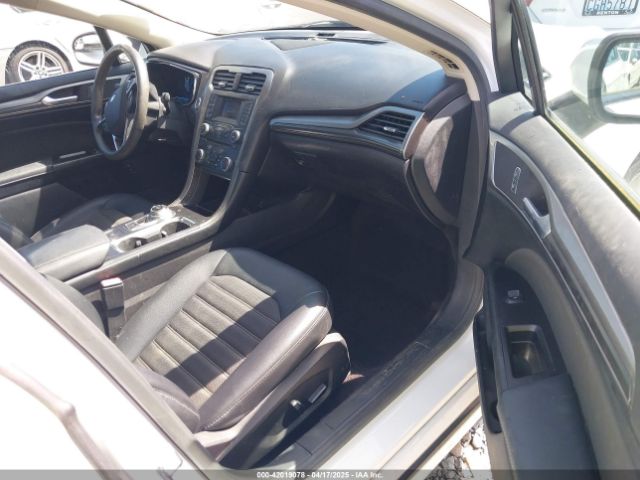 3FA6P0LU9HR223725 Ford Fusion Hybrid Se