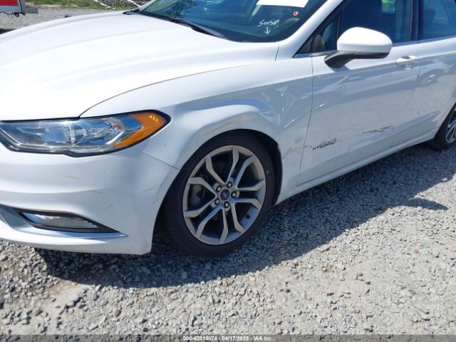 3FA6P0LU9HR223725 Ford Fusion Hybrid Se