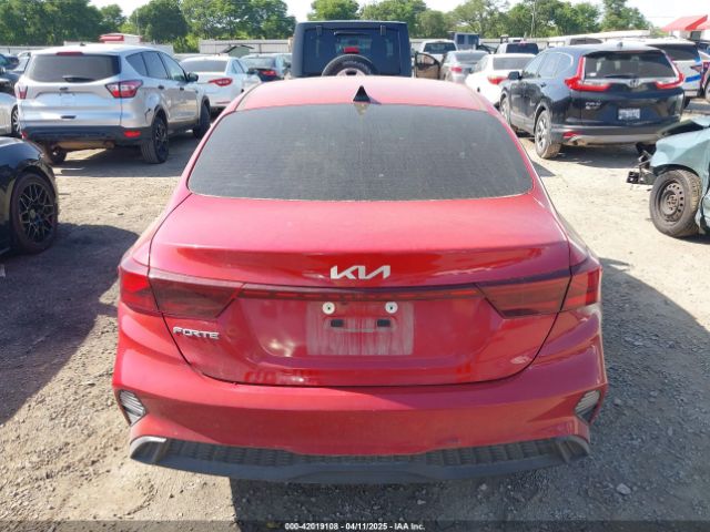 3KPF24AD0NE462828 KIA Forte Lxs