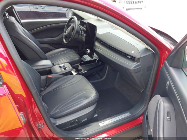 2021 FORD MUSTANG MACH-E 3FMTK3R71MMA08132 Photo 4