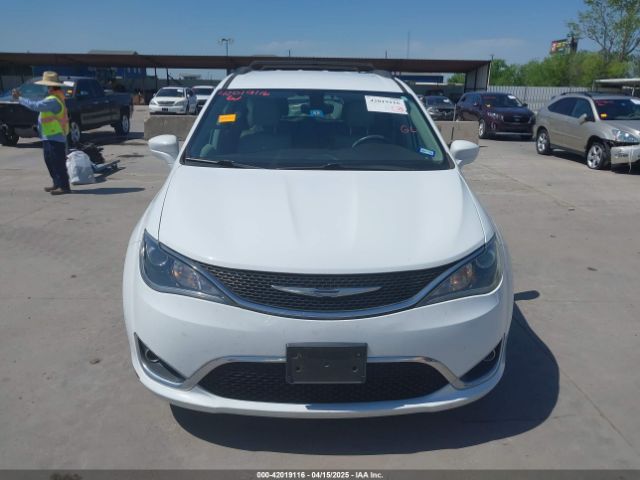 2C4RC1BGXHR759030 Chrysler Pacifica Touring-l