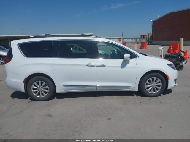 2C4RC1BGXHR759030 Chrysler Pacifica Touring-l
