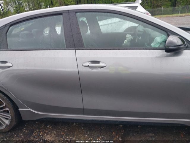 3KPF44ACXRE805071 KIA FORTE GT