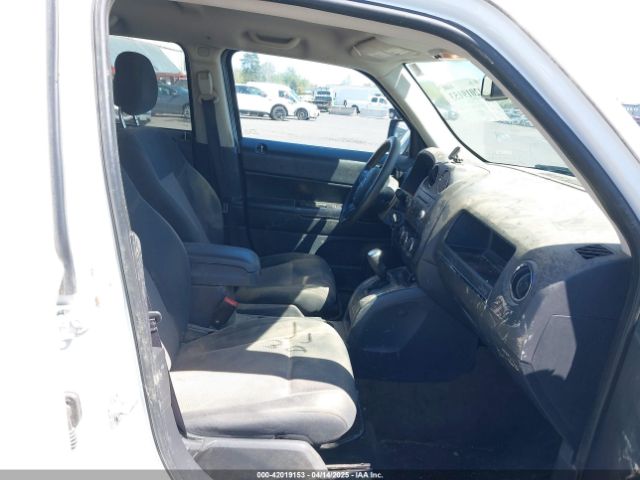 1C4NJRBB3ED886420 Jeep Patriot Sport