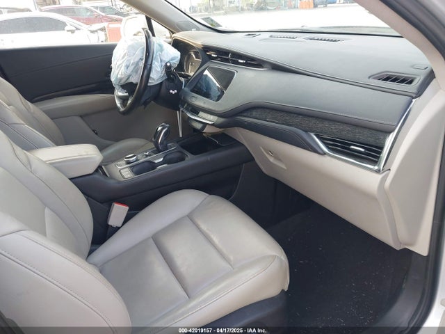 2019 CADILLAC XT4 1GYFZCR42KF228986 Photo 4